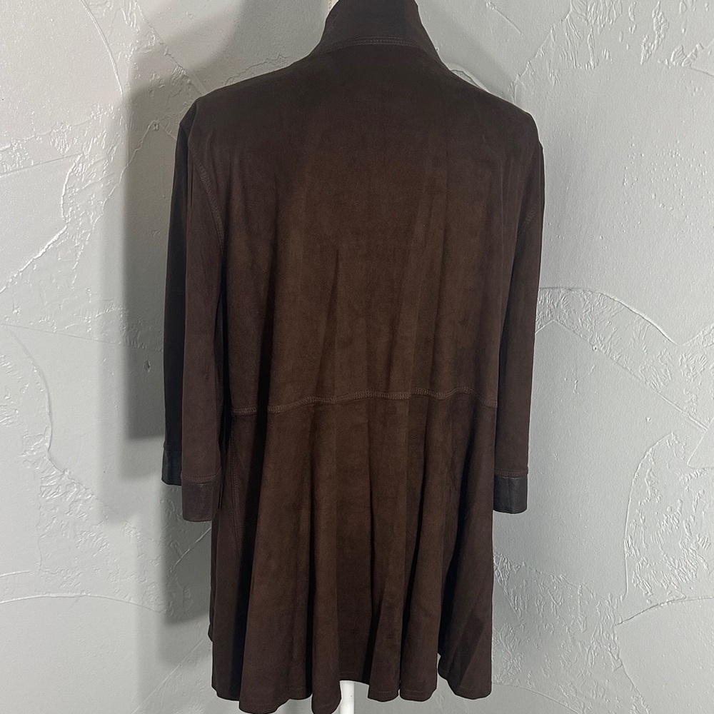 Chic Brown Women's Cardigan - Picture 4 of 12